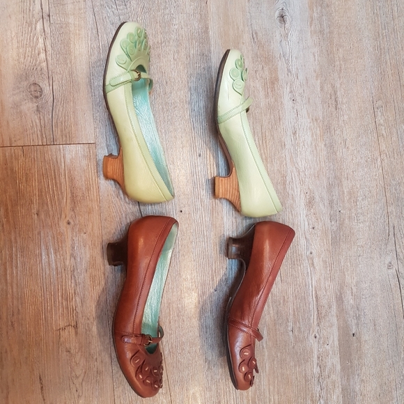 Shoes - Picture 4 of 9